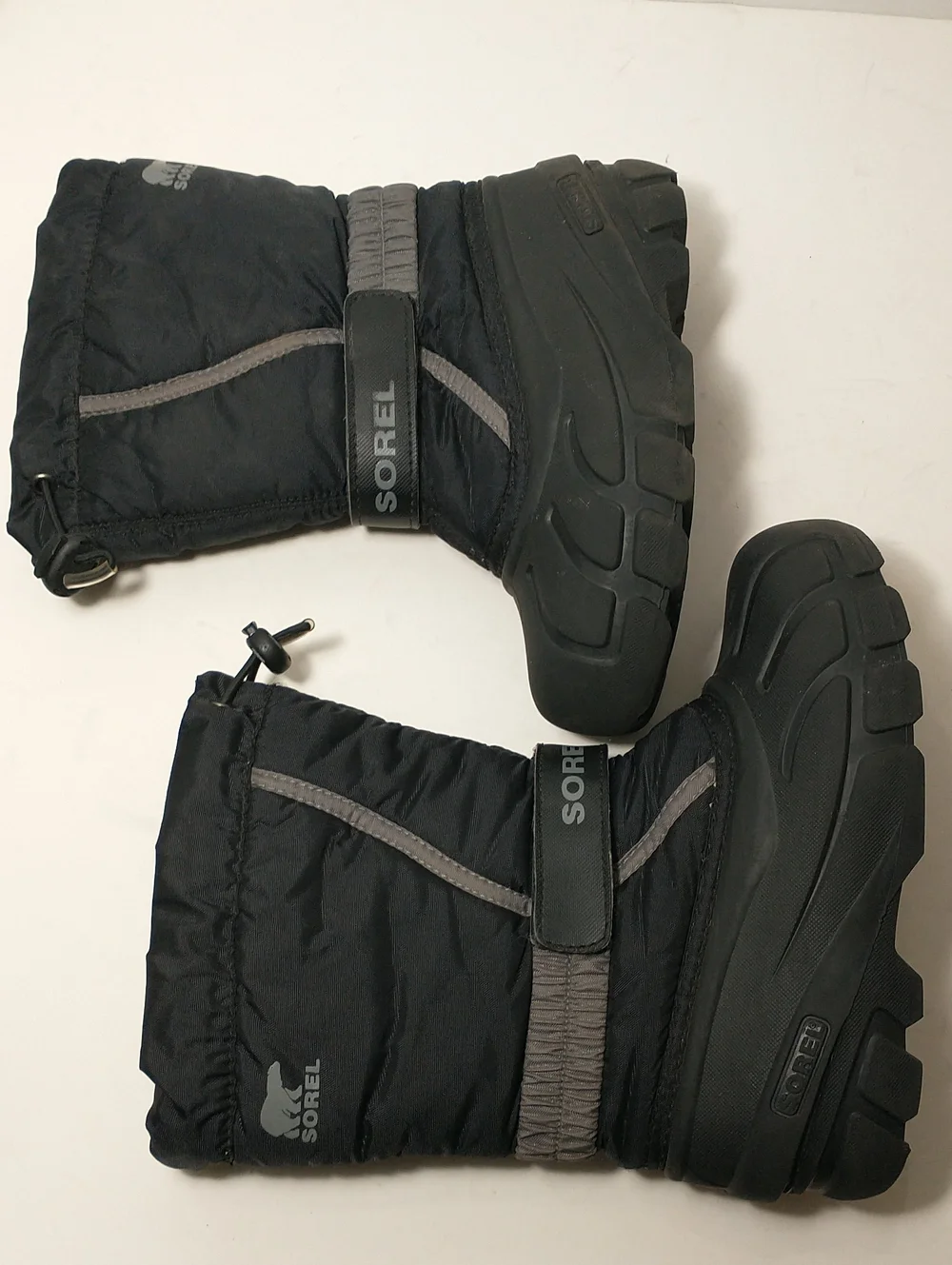 Sorel Flurry Winter Boot, Waterproof/ Warm, Size 2, Black, Removable Felt Liners